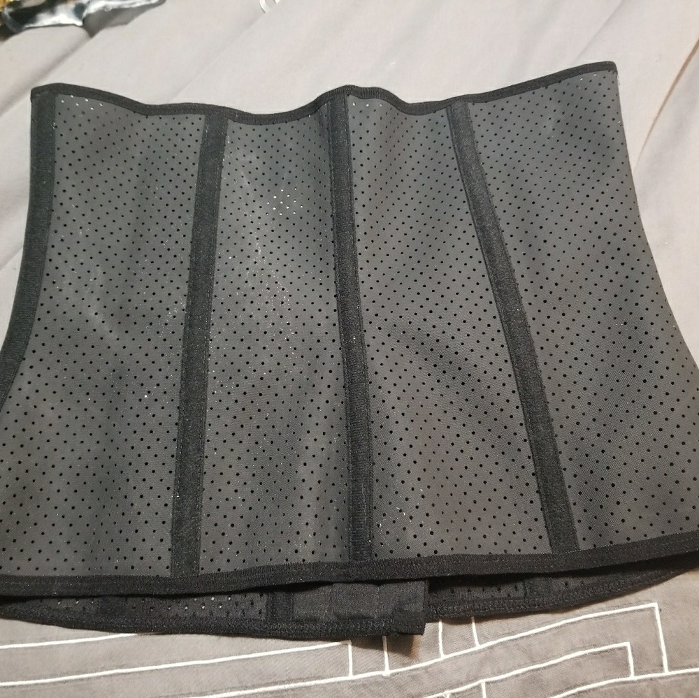 Waist trainer